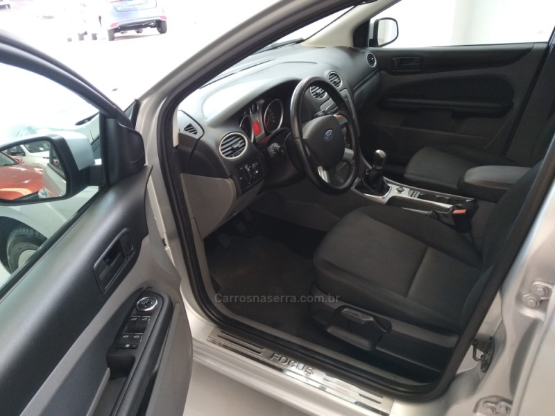 FOCUS 1.6 GLX 8V FLEX 4P MANUAL - 2013 - BENTO GONçALVES