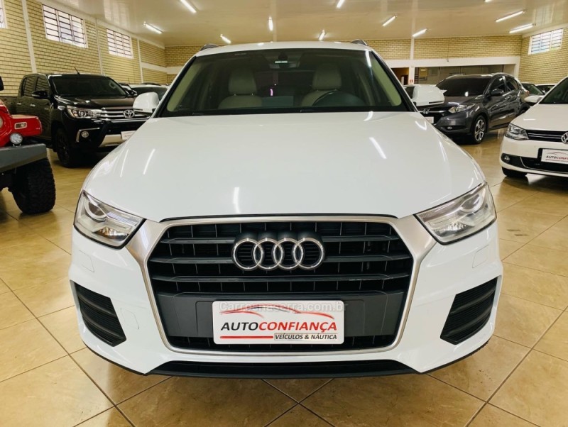 Q3 1.4 TFSI AMBIENTE GASOLINA 4P S TRONIC - 2017 - CAPELA DE SANTANA