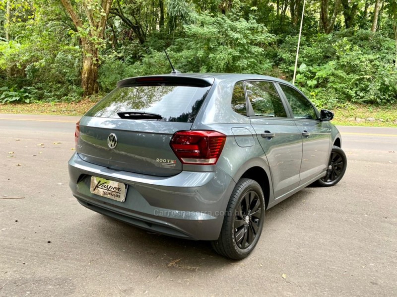 POLO 1.0	200 TSI HIGHLINE AUTOMÁTICO    - 2020 - DOIS IRMãOS