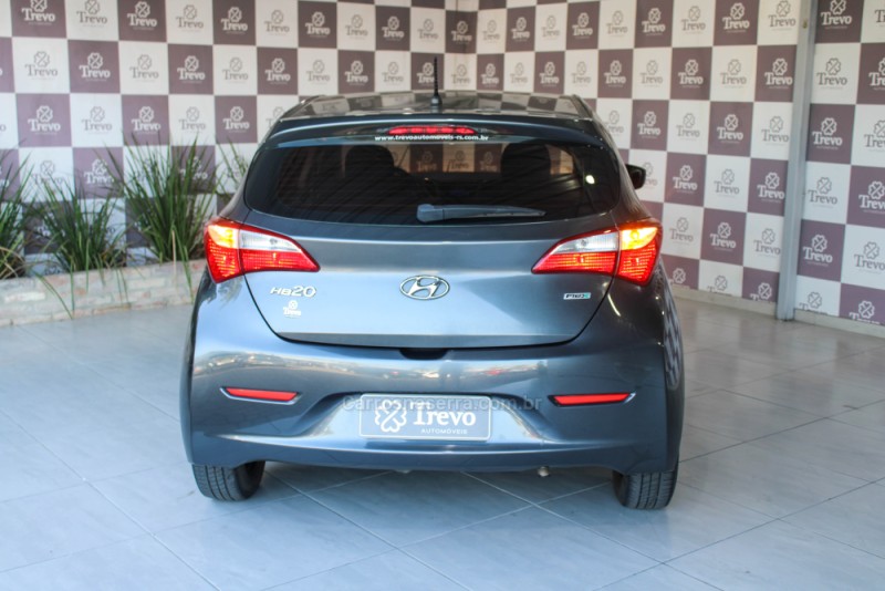 HB20 1.0 COMFORT 12V FLEX 4P MANUAL - 2014 - TAQUARA