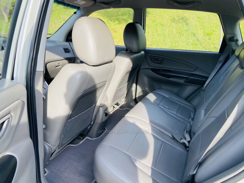 TUCSON 2.0 MPFI GLS 16V 143CV 2WD FLEX 4P AUTOMÁTICO - 2013 - BENTO GONçALVES
