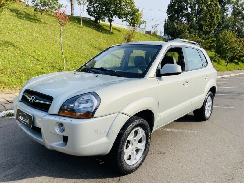 tucson 2.0 mpfi gls 16v 143cv 2wd flex 4p automatico 2013 bento goncalves