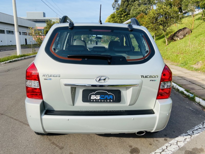 TUCSON 2.0 MPFI GLS 16V 143CV 2WD FLEX 4P AUTOMÁTICO - 2013 - BENTO GONçALVES