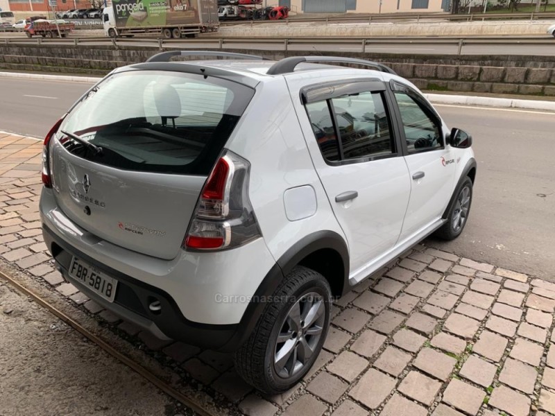 SANDERO 1.6 STEPWAY RIP CURL 8V FLEX 4P MANUAL - 2012 - CAXIAS DO SUL