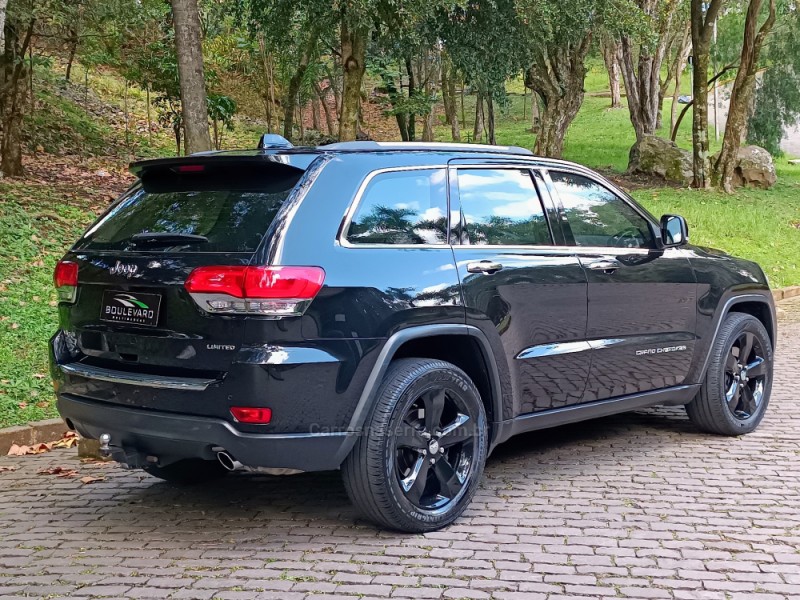 GRAND CHEROKEE 3.0 LIMITED 4X4 V6 24V TURBO DIESEL 4P AUTOMÁTICO - 2015 - CAXIAS DO SUL
