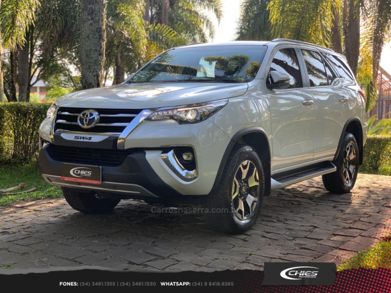 HILUX SW4 2.8 SRX 4X4 DIAMOND 16V TURBO DIESEL 4P 7 LUGARES AUTOMÁTICO - 2020 - CARLOS BARBOSA