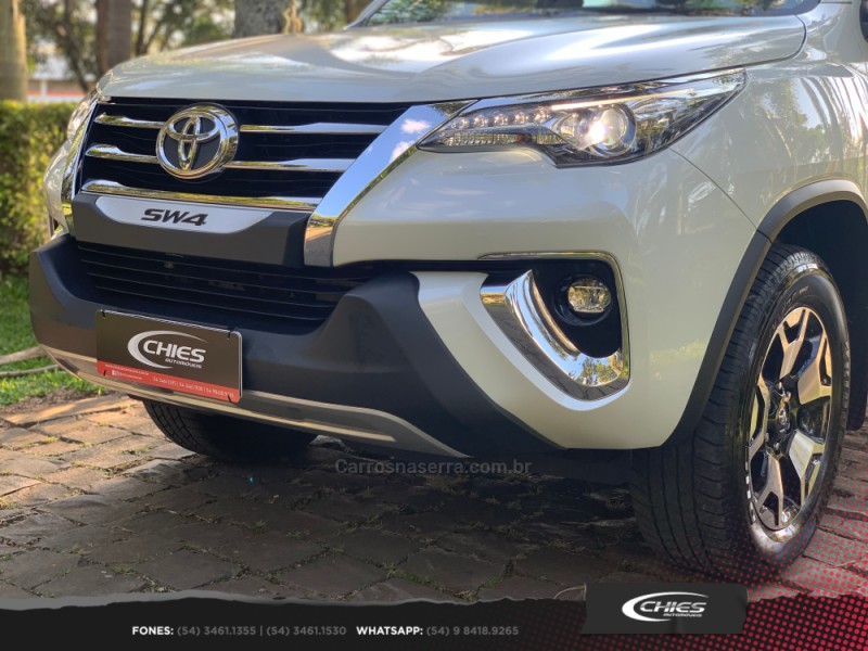HILUX SW4 2.8 SRX 4X4 DIAMOND 16V TURBO DIESEL 4P 7 LUGARES AUTOMÁTICO - 2020 - CARLOS BARBOSA