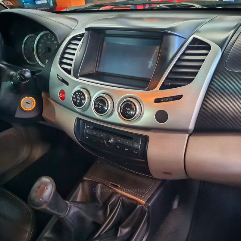 L200 TRITON 3.2 HPE 4X4 CD 16V TURBO INTERCOOLER DIESEL 4P MANUAL - 2015 - CAXIAS DO SUL