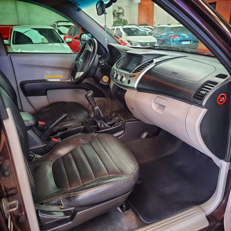 L200 TRITON 3.2 HPE 4X4 CD 16V TURBO INTERCOOLER DIESEL 4P MANUAL - 2015 - CAXIAS DO SUL