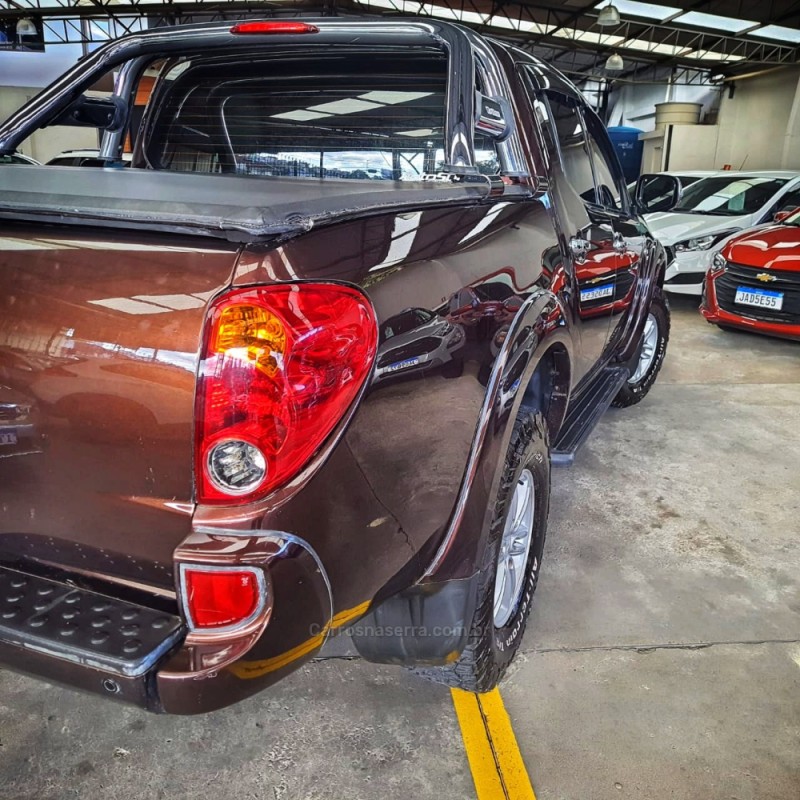 L200 TRITON 3.2 HPE 4X4 CD 16V TURBO INTERCOOLER DIESEL 4P MANUAL - 2015 - CAXIAS DO SUL