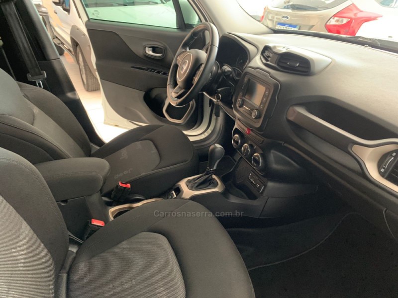 RENEGADE 1.8 16V FLEX LONGITUDE 4P AUTOMÁTICO - 2016 - CAXIAS DO SUL