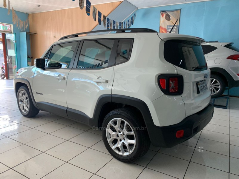 RENEGADE 1.8 16V FLEX LONGITUDE 4P AUTOMÁTICO - 2016 - CAXIAS DO SUL