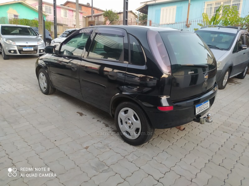 CORSA 1.4 MPFI MAXX 8V FLEX 4P MANUAL - 2011 - CAXIAS DO SUL