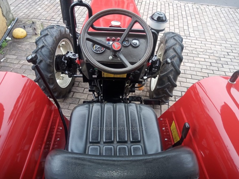 TRATOR 1055 DT - 2016 - BENTO GONçALVES