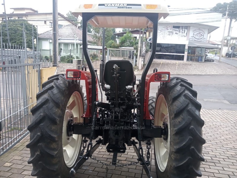 TRATOR 1055 DT - 2016 - BENTO GONçALVES