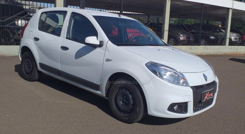 SANDERO 1.6 EXPRESSION 16V FLEX 4P MANUAL - 2013 - BOM PRINCíPIO