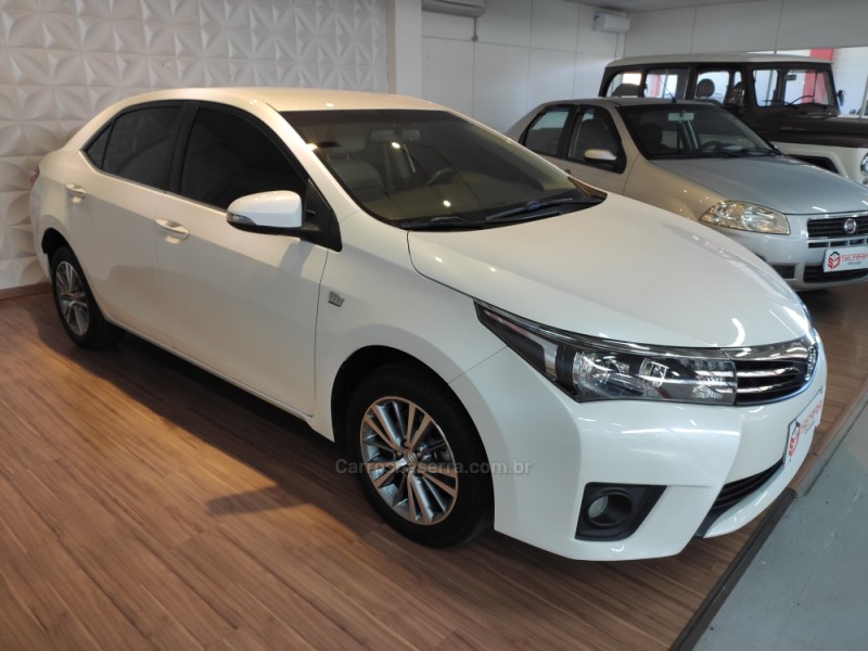 COROLLA 2.0 ALTIS PREMIUM 16V FLEX 4P AUTOMÁTICO - 2015 - CAXIAS DO SUL