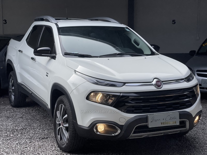 FIAT - TORO - 2018/2019 - Branca - R$ 119.900,00 - Auto Place Veículos