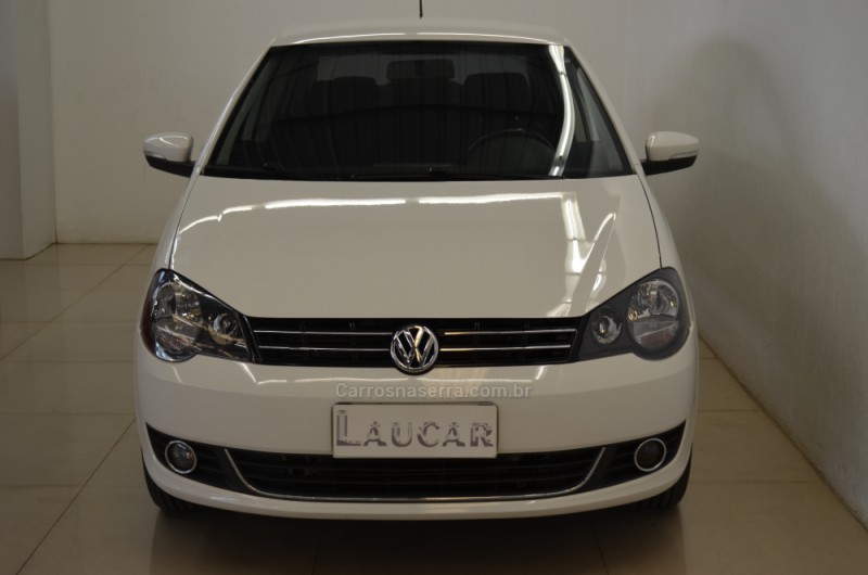 POLO SEDAN 1.6 MI COMFORTLINE 8V FLEX 4P MANUAL - 2014 - CASCA