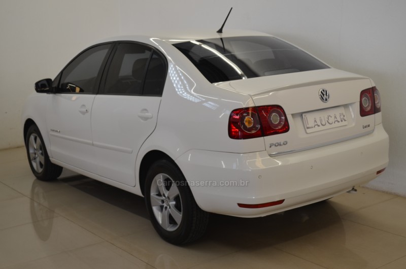 POLO SEDAN 1.6 MI COMFORTLINE 8V FLEX 4P MANUAL - 2014 - CASCA