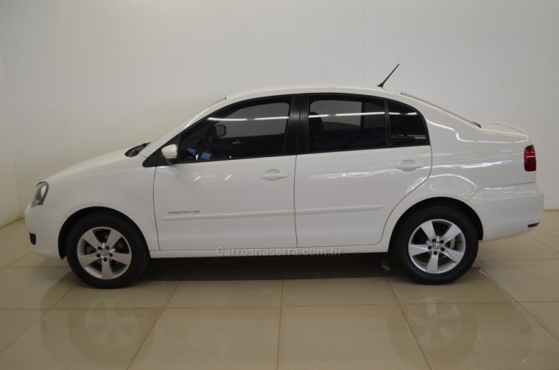 POLO SEDAN 1.6 MI COMFORTLINE 8V FLEX 4P MANUAL - 2014 - CASCA