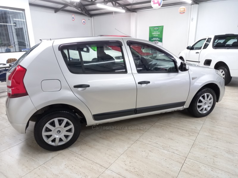 SANDERO 1.0 EXPRESSION 16V FLEX 4P MANUAL - 2013 - CAXIAS DO SUL
