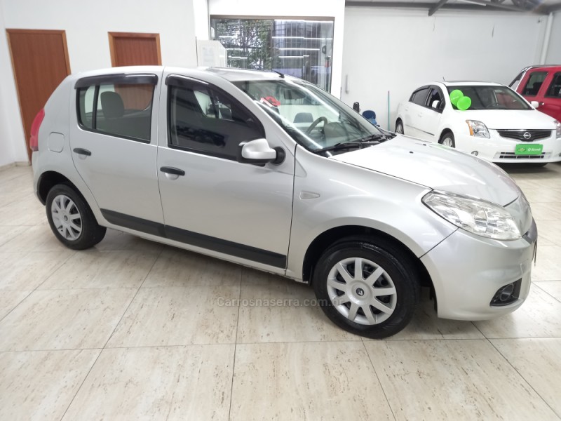 SANDERO 1.0 EXPRESSION 16V FLEX 4P MANUAL - 2013 - CAXIAS DO SUL