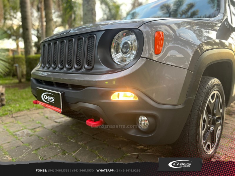 RENEGADE 2.0 16V TURBO DIESEL TRAILHAWK 4P 4X4 AUTOMÁTICO - 2018 - CARLOS BARBOSA