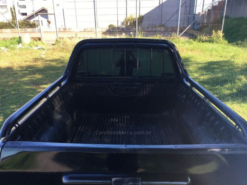 CORSA 1.6 MPFI STD CS PICK-UP 8V GASOLINA 2P MANUAL - 2003 - CAXIAS DO SUL
