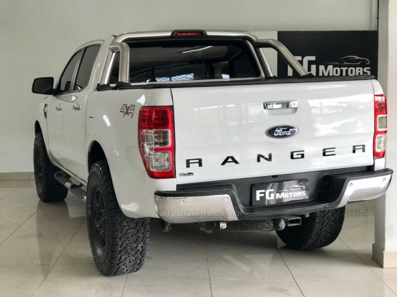 RANGER 3.2 XLT 4X4 CD 20V DIESEL 4P MANUAL - 2015 - NOVO HAMBURGO