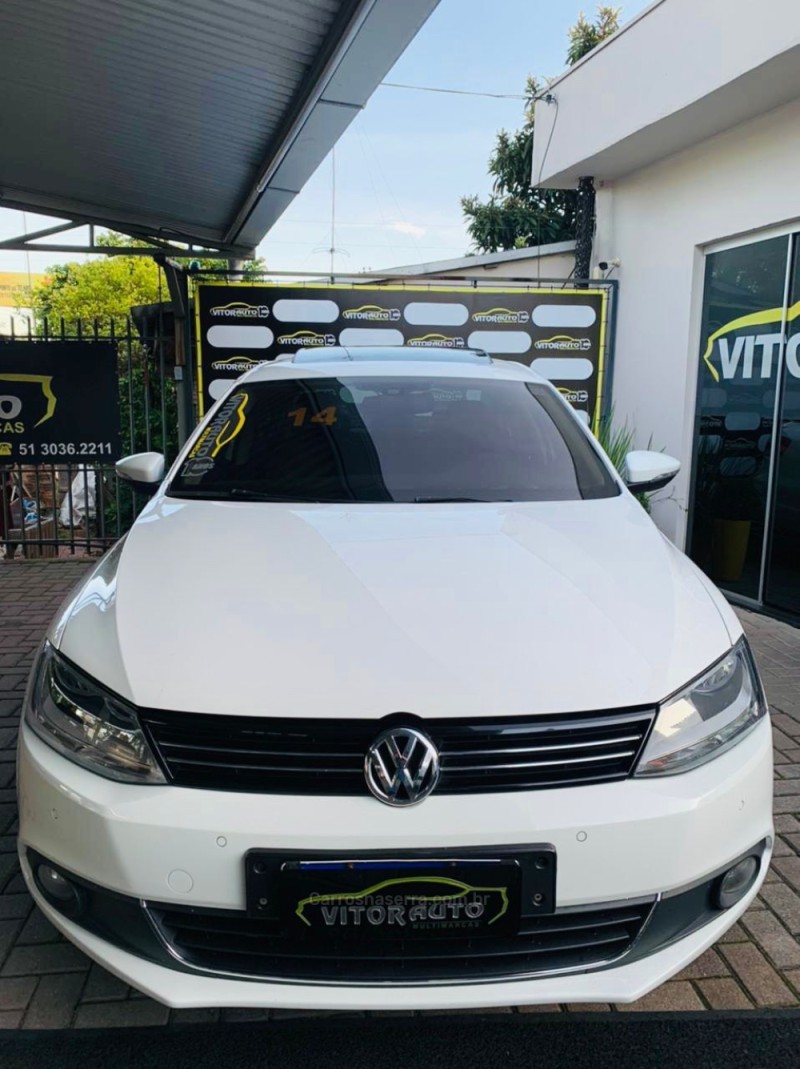 JETTA 2.0 TSI HIGHLINE 211CV GASOLINA 4P TIPTRONIC - 2014 - ESTâNCIA VELHA