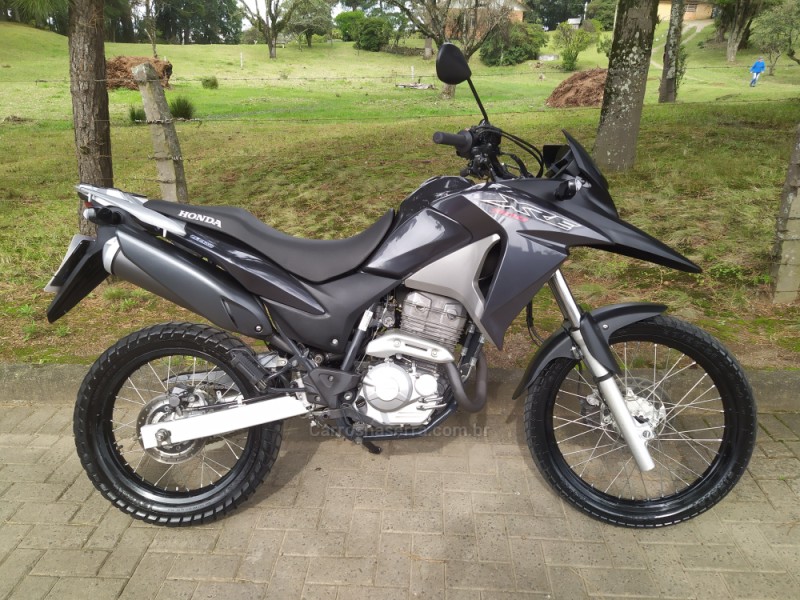 xre 300  2016 caxias do sul