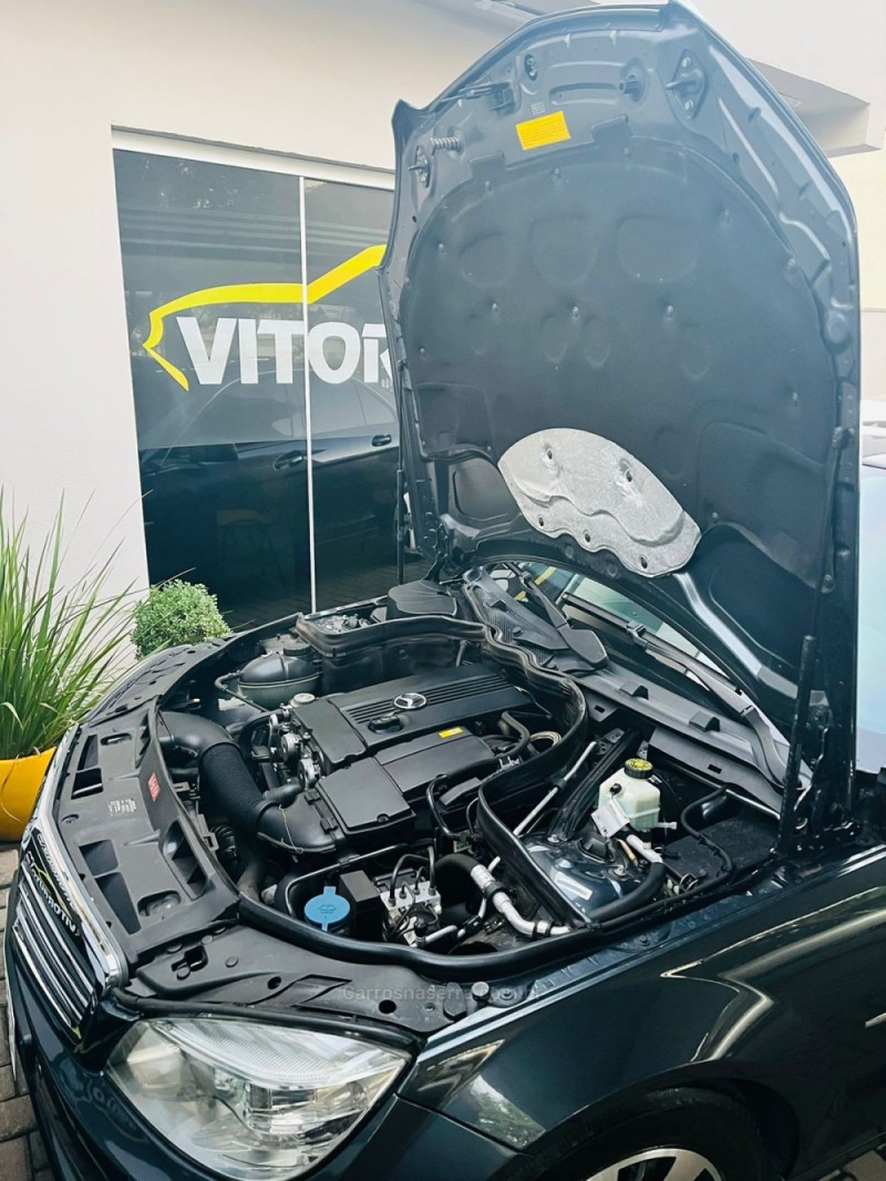 C 200 K 1.8 AVANTGARDE KOMPRESSOR GASOLINA 4P AUTOMÁTICO - 2010 - ESTâNCIA VELHA