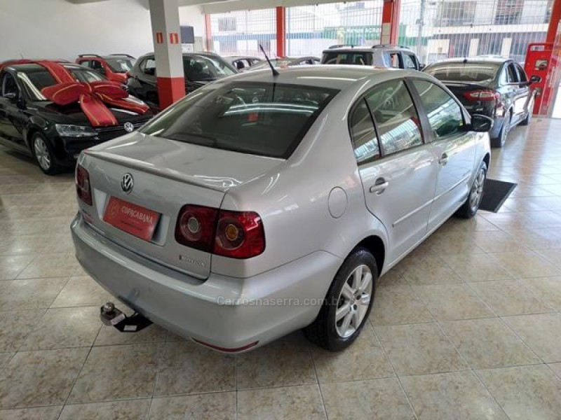 POLO SEDAN 1.6 MI COMFORTLINE 8V FLEX 4P AUTOMATIZADO - 2013 - CAXIAS DO SUL