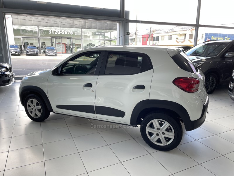 KWID 1.0 12V SCE FLEX ZEN MANUAL - 2021 - SANTA CRUZ DO SUL