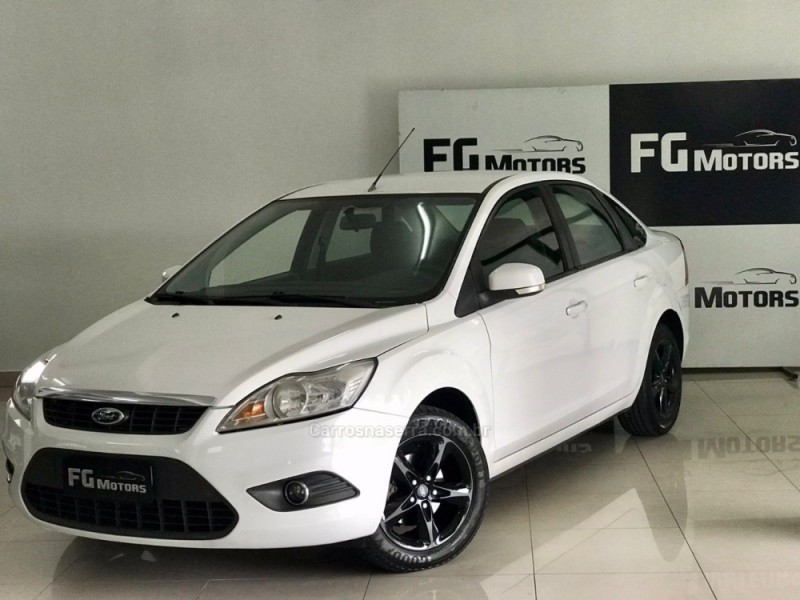 FOCUS 2.0 GLX SEDAN 16V GASOLINA 4P AUTOMÁTICO - 2011 - NOVO HAMBURGO