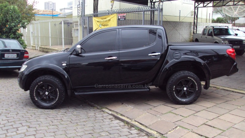 L200 TRITON 3.2 HPE 4X4 CD 16V TURBO INTERCOOLER DIESEL 4P AUTOMÁTICO - 2009 - CAXIAS DO SUL