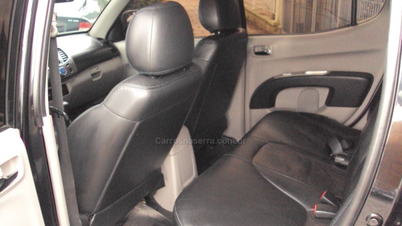 L200 TRITON 3.2 HPE 4X4 CD 16V TURBO INTERCOOLER DIESEL 4P AUTOMÁTICO - 2009 - CAXIAS DO SUL