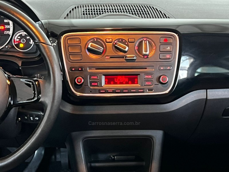 UP 1.0 TSI RBW 12V FLEX 4P MANUAL - 2017 - CAXIAS DO SUL