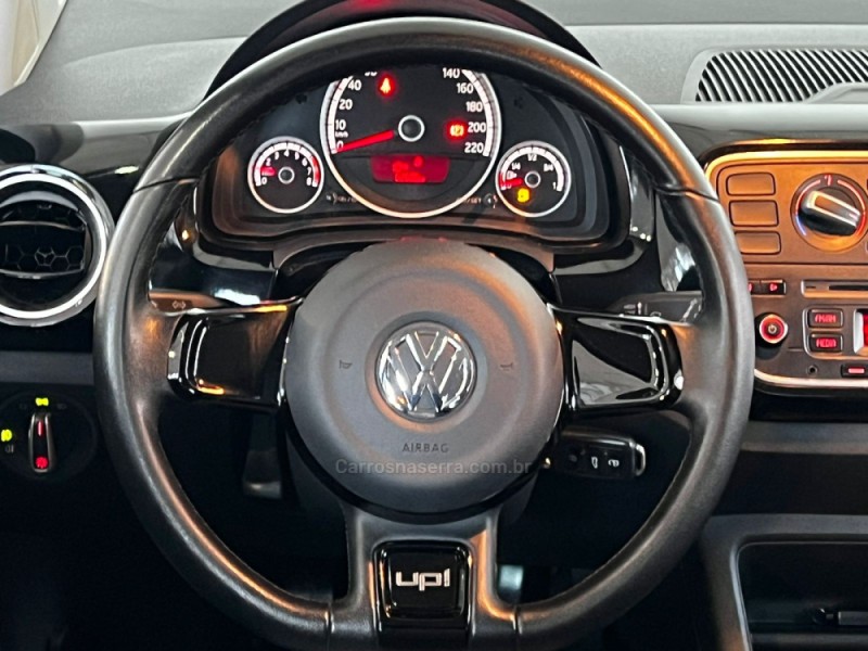 UP 1.0 TSI RBW 12V FLEX 4P MANUAL - 2017 - CAXIAS DO SUL