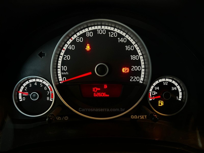 UP 1.0 TSI RBW 12V FLEX 4P MANUAL - 2017 - CAXIAS DO SUL