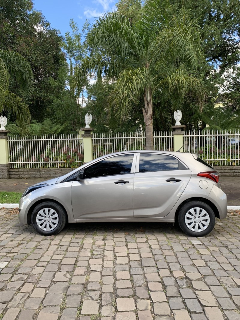 HB20  1.0 UNIQUE 12V FLEX 4P MANUAL - 2019 - CANELA