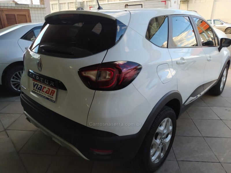 CAPTUR 1.6 16V SCE FLEX ZEN MANUAL - 2018 - BENTO GONçALVES