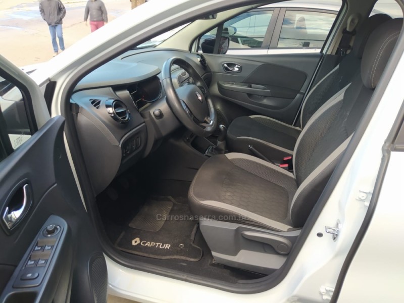 CAPTUR 1.6 16V SCE FLEX ZEN MANUAL - 2018 - BENTO GONçALVES