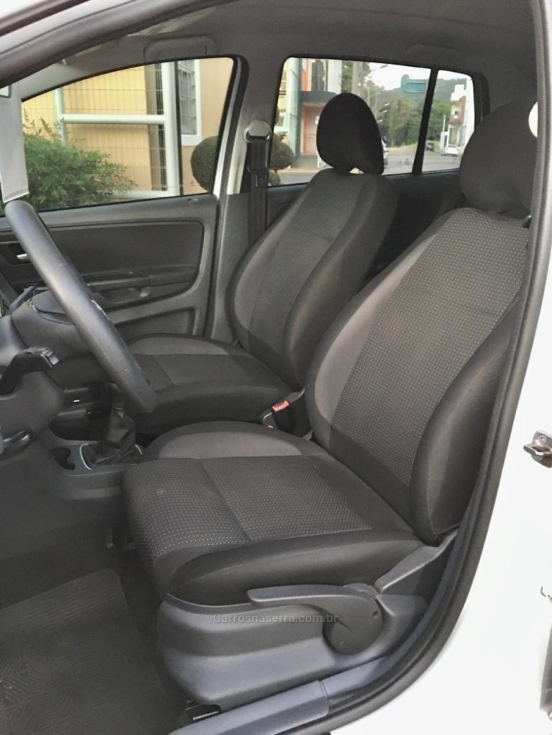 FOX 1.6 CONNECT 8V FLEX 4P MANUAL - 2018 - ROLANTE