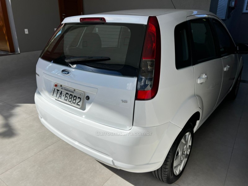 FIESTA 1.6 MPI 8V GASOLINA 4P MANUAL - 2013 - DOIS IRMãOS