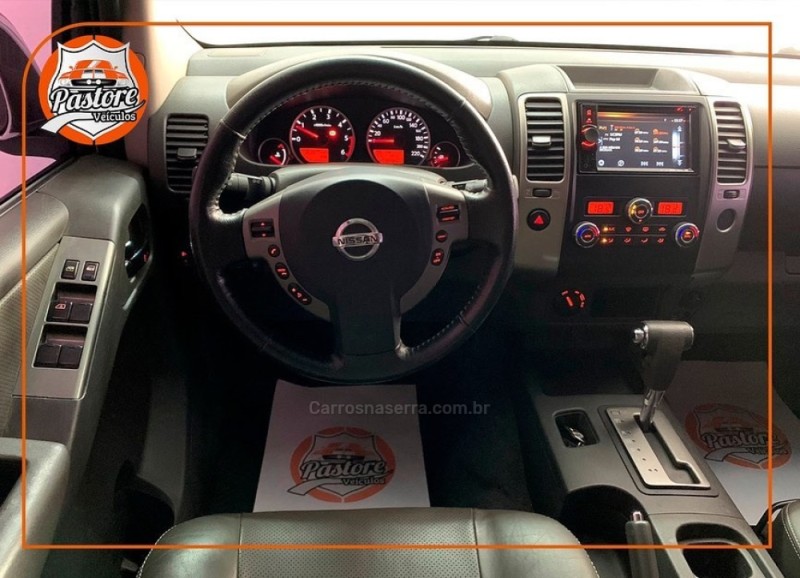FRONTIER 2.5 SL 4X4 CD TURBO ELETRONIC DIESEL 4P AUTOMÁTICO - 2015 - VACARIA