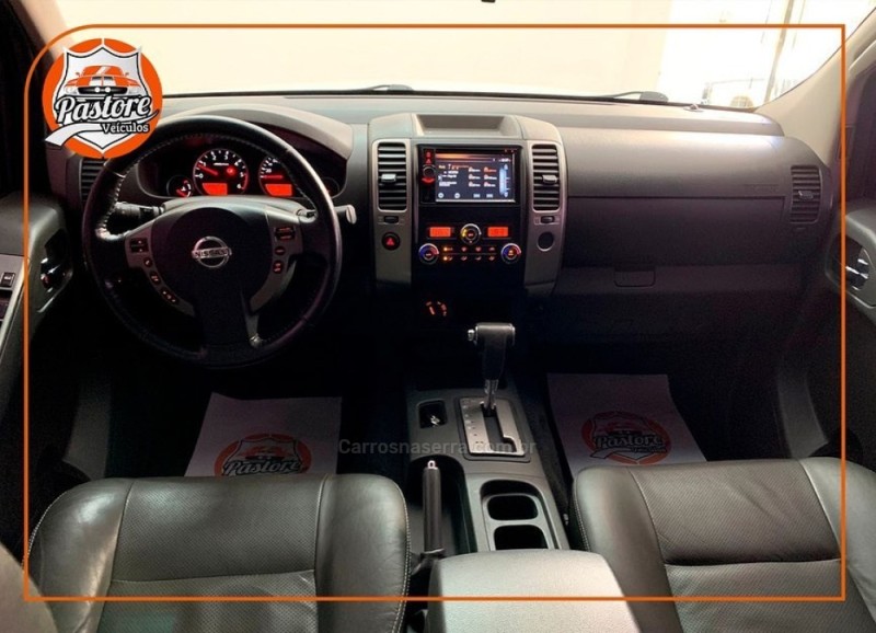 FRONTIER 2.5 SL 4X4 CD TURBO ELETRONIC DIESEL 4P AUTOMÁTICO - 2015 - VACARIA
