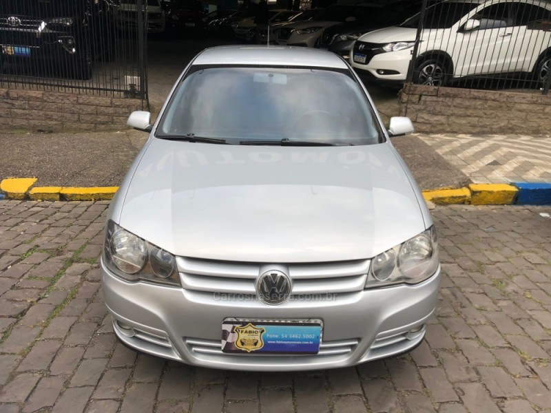 GOLF 1.6 MI SPORTLINE 8V FLEX 4P MANUAL - 2010 - GARIBALDI