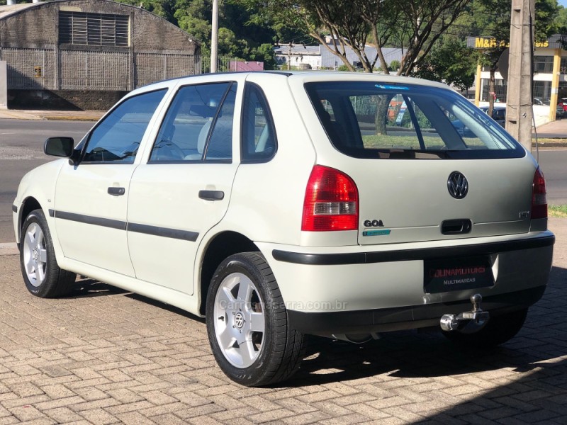 GOL 1.0 MI 16V GASOLINA 4P MANUAL G.III - 2000 - CAXIAS DO SUL